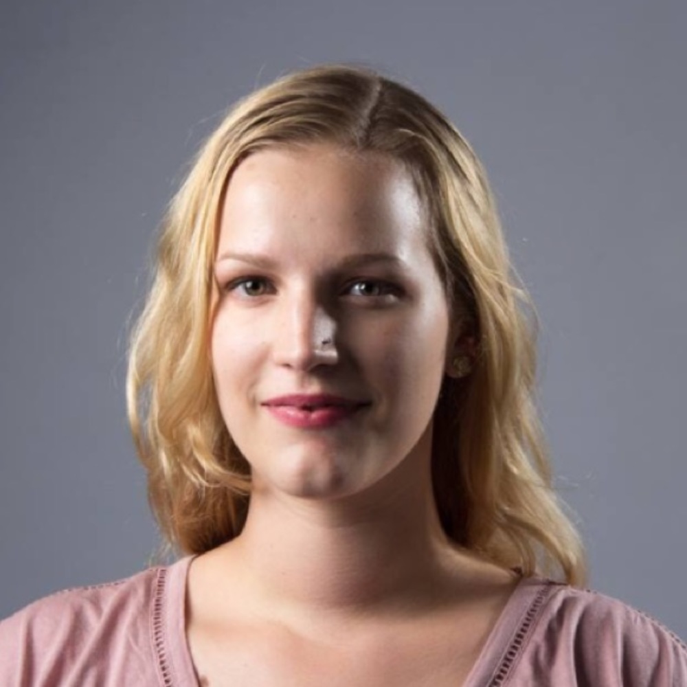 Meet your Posher, Sophia